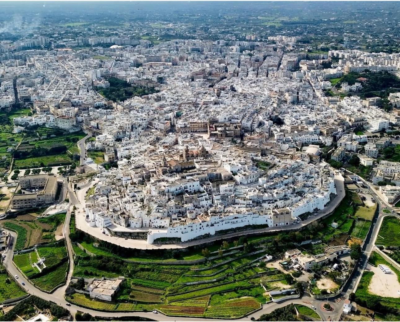 Ca Sotto L'Arco Bed & Breakfast Ostuni Dış mekan fotoğraf